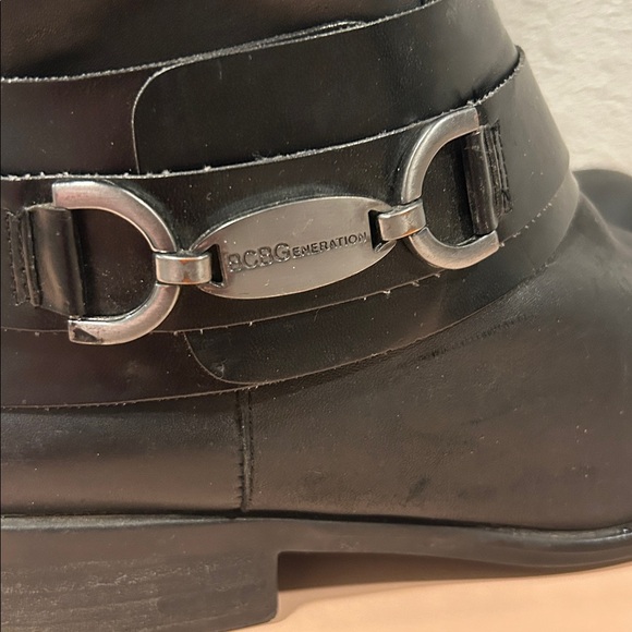 BCBGeneration Black Boots 10 - Picture 4 of 7